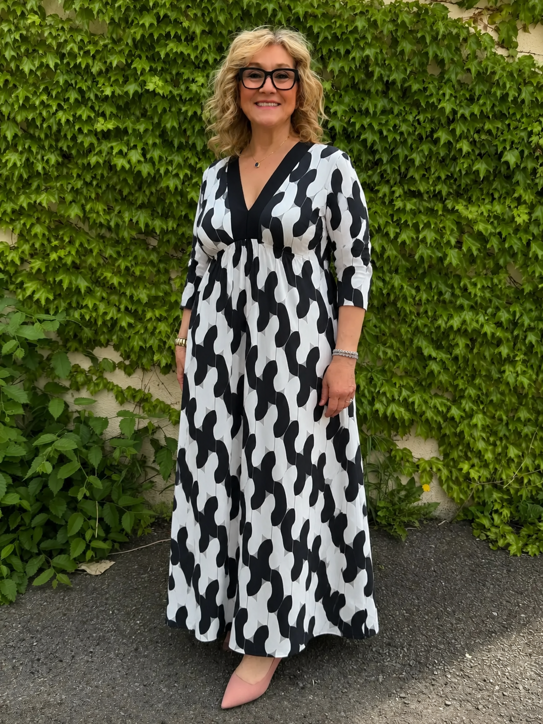 Elegant V Neck Maxi Dress – Relaxed Fit Casual Dress